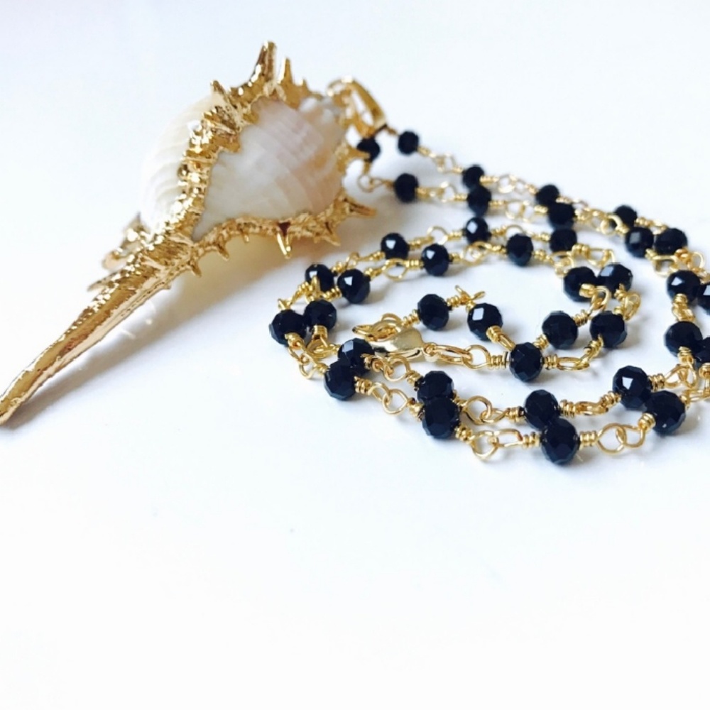 Bondhu Conch Shell Rosary - Picture 2 of 6